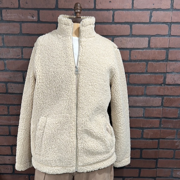 Cream H&M Sherpa full zip top, Size L (US) - Picture 4 of 4